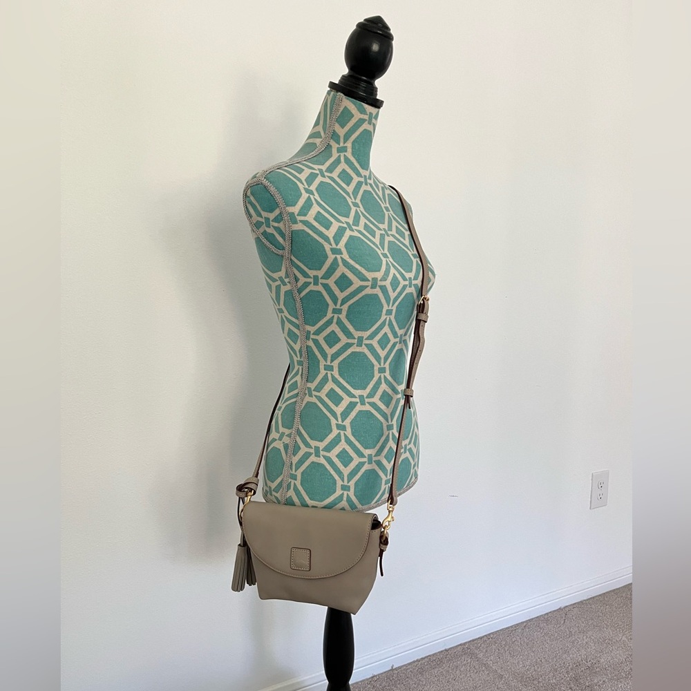 Dooney & Bourke Crossbody - Picture 14 of 16